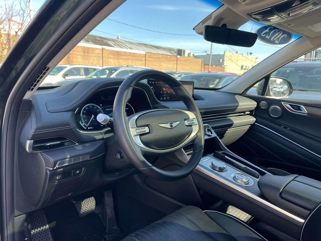 Certified 2023 Genesis GV80 2.5T w/ Prestige 20" Package image 20