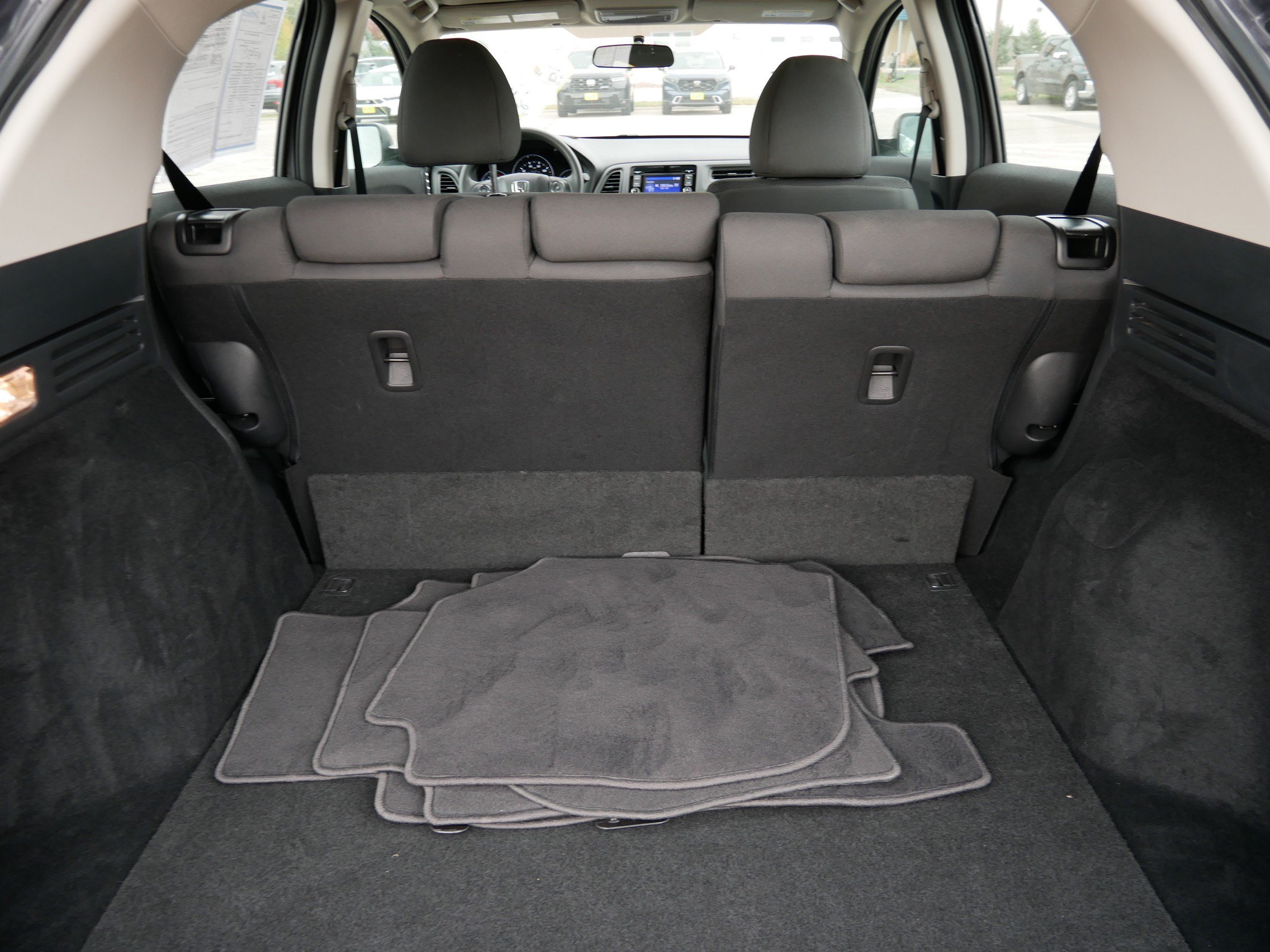 Certified 2022 Honda HR-V LX image 19