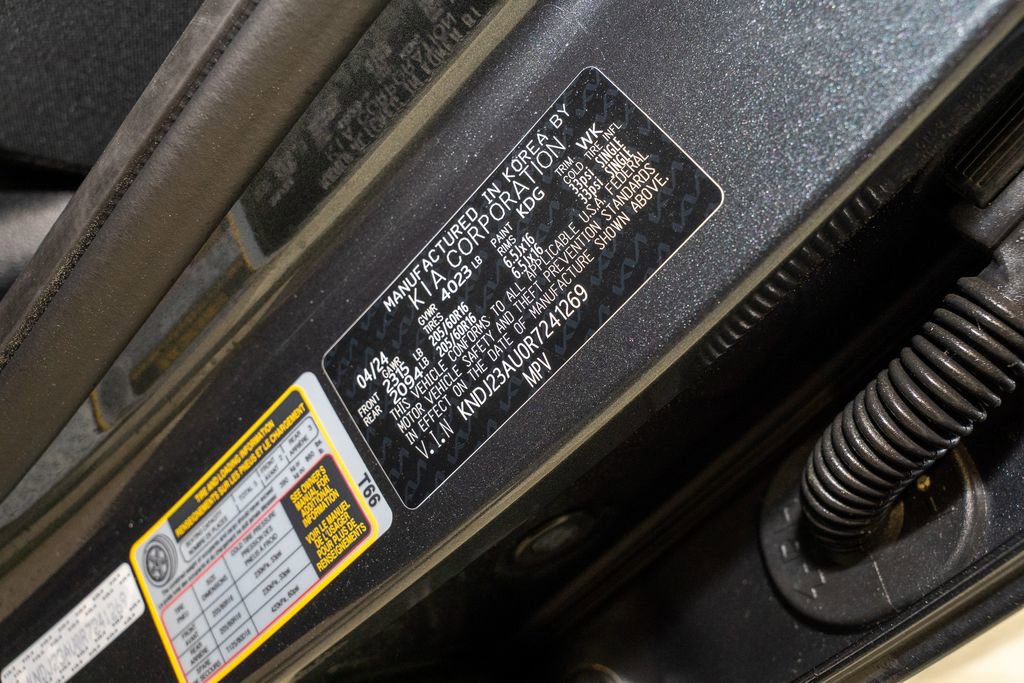 Used 2024 Kia Soul LX w/ Option Group 015 image 18