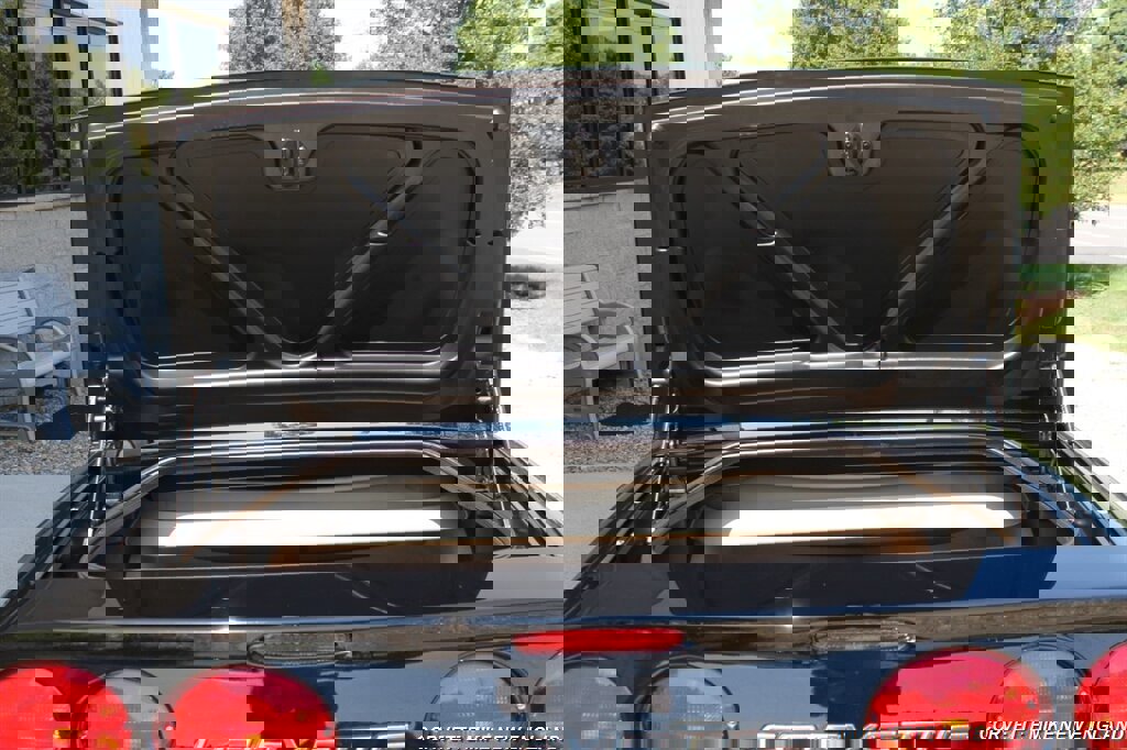 Used 2002 Chevrolet Corvette Convertible w/ Preferred Equipment Group2 image 27