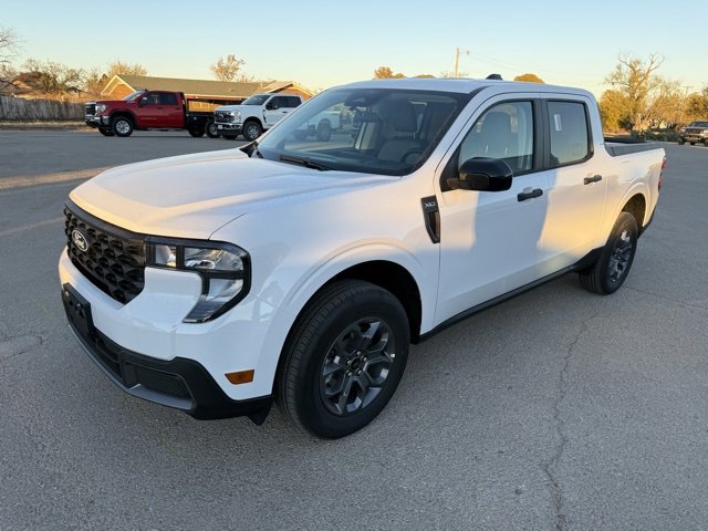 New 2026 Ford Maverick XLT w/ XLT Luxury Package image 3