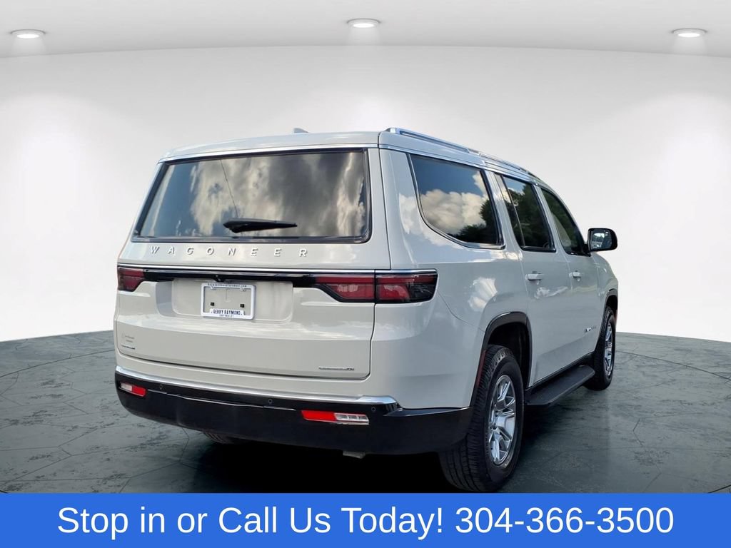 Used 2022 Jeep Wagoneer Series I AWD/4WD image 5