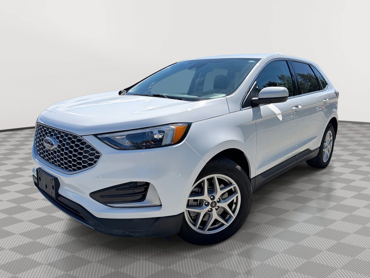 Used 2024 Ford Edge SEL AWD/4WD image 1
