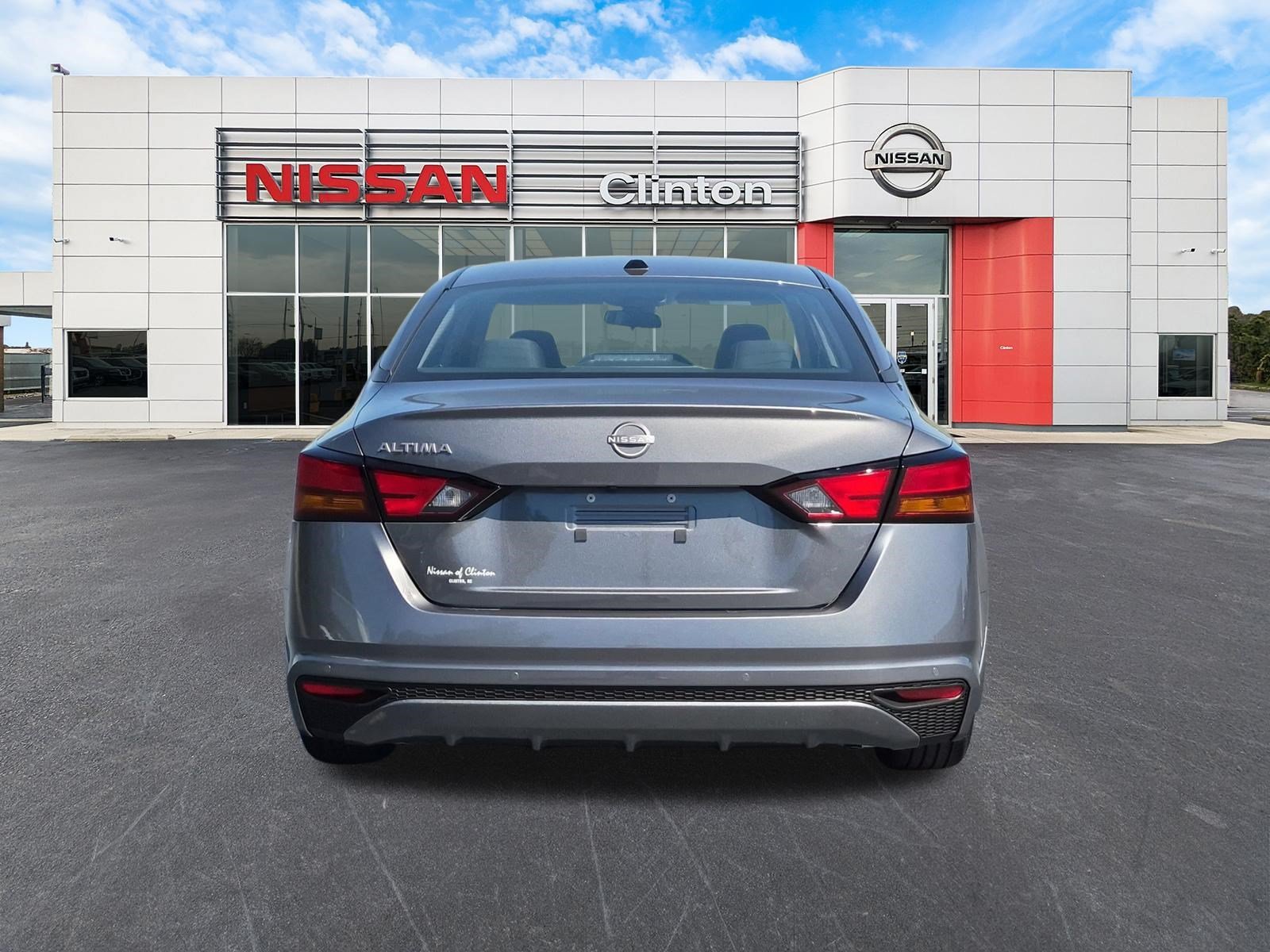 New 2026 Nissan Altima 2.5 SV FWD image 4