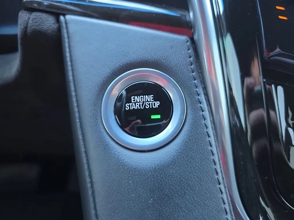 Used 2019 Cadillac Escalade Platinum AWD/4WD image 32
