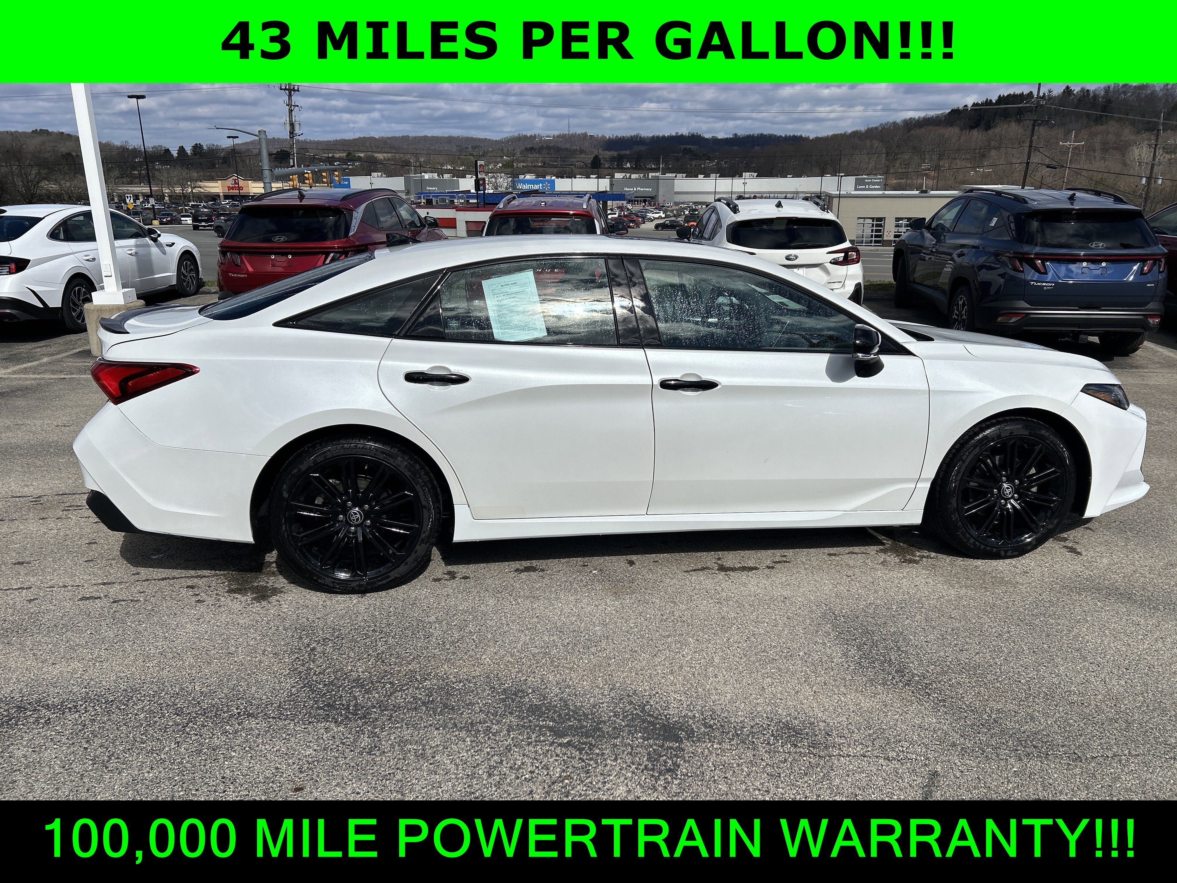 Used 2022 Toyota Avalon XSE image 6