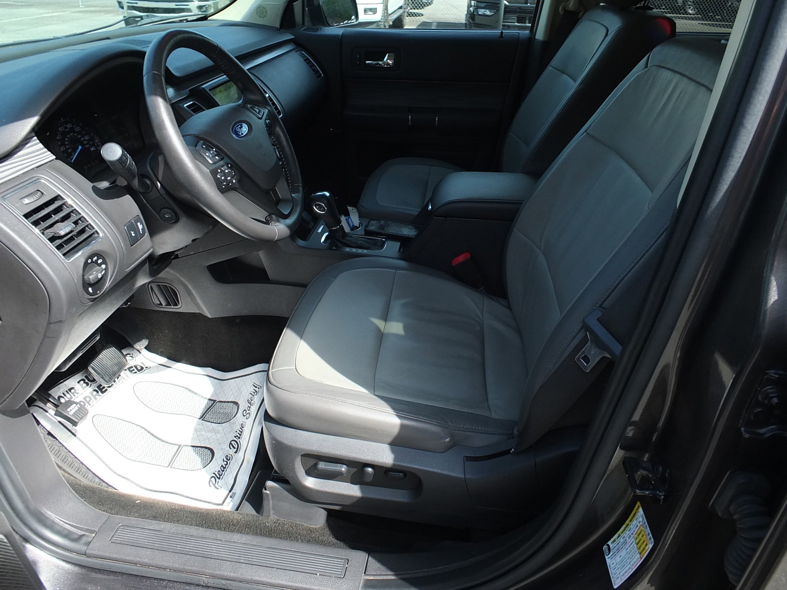 Used 2016 Ford Flex SEL w/ Equipment Group 202A FWD image 11