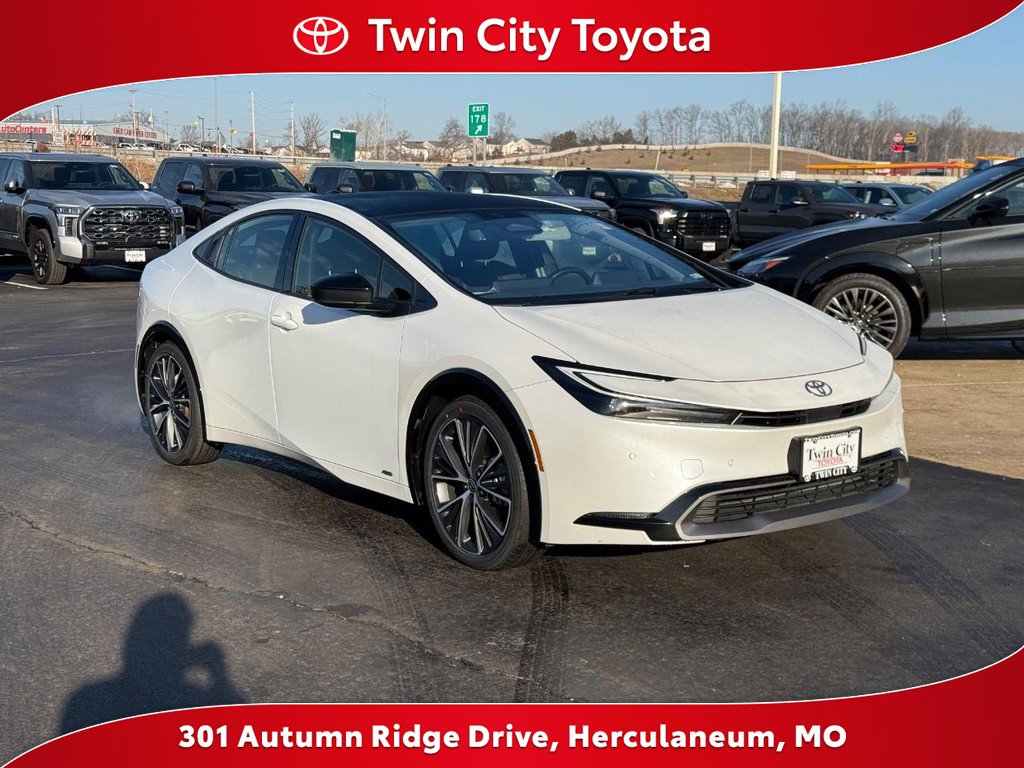 Used 2024 Toyota Prius XLE