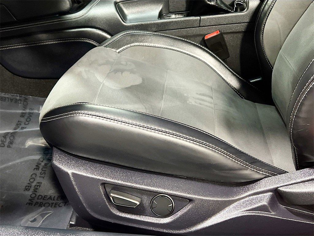 Used 2019 Ford Mustang Shelby GT350 w/ Technology Package image 19