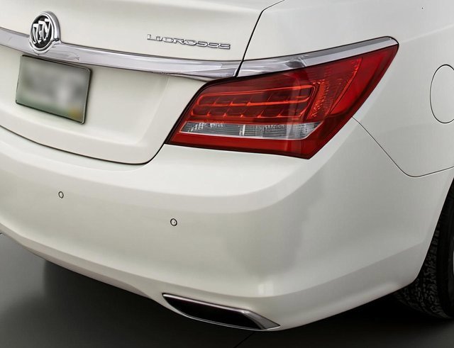 Used 2015 Buick LaCrosse Leather image 9
