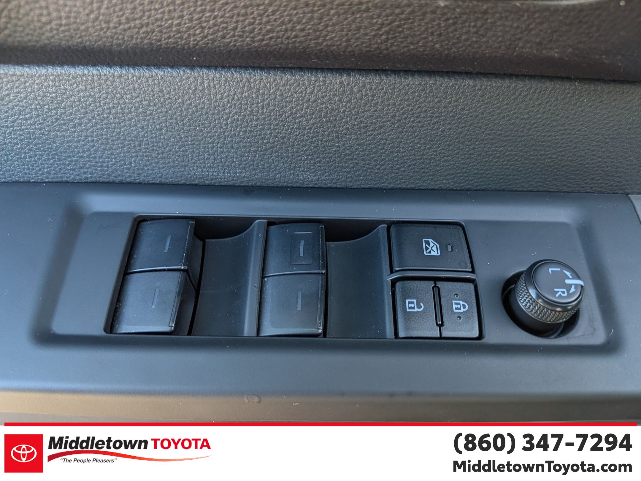 Certified 2025 Toyota Tundra SR5 AWD/4WD image 12