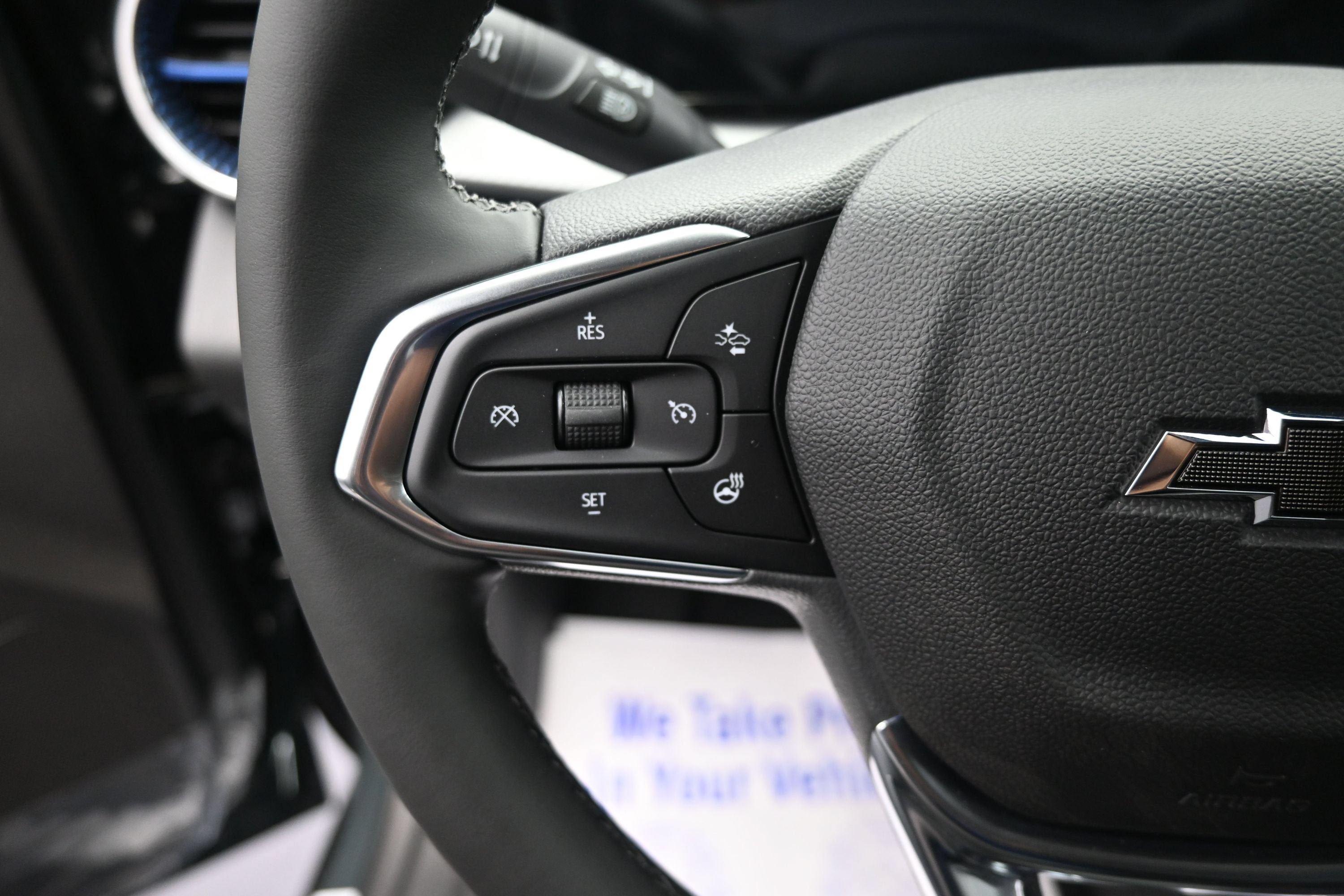New 2026 Chevrolet Trax LT w/ Sunroof Package FWD image 13