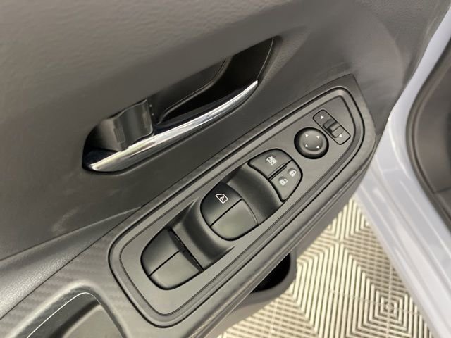 New 2025 Nissan Versa SV w/ Trunk Package image 30