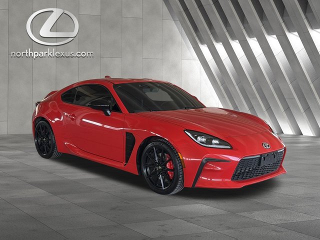 Used 2024 Toyota GR86 Premium w/ Performance Package RWD image 5