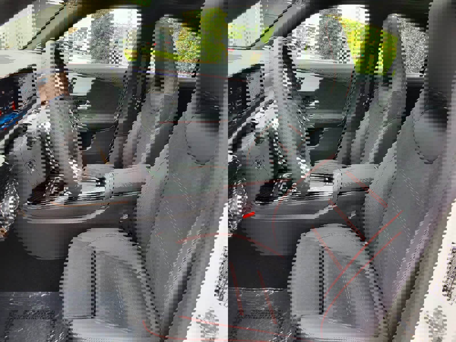 New 2025 Mercedes-Benz CLA 35 AMG 4MATIC image 9