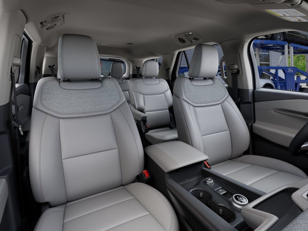 New 2027 Ford Explorer Active AWD/4WD image 12