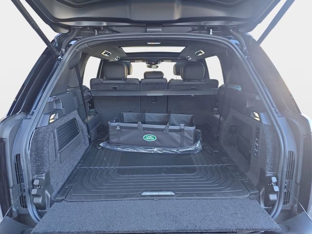 New 2026 Land Rover Range Rover Long Wheelbase SE image 21