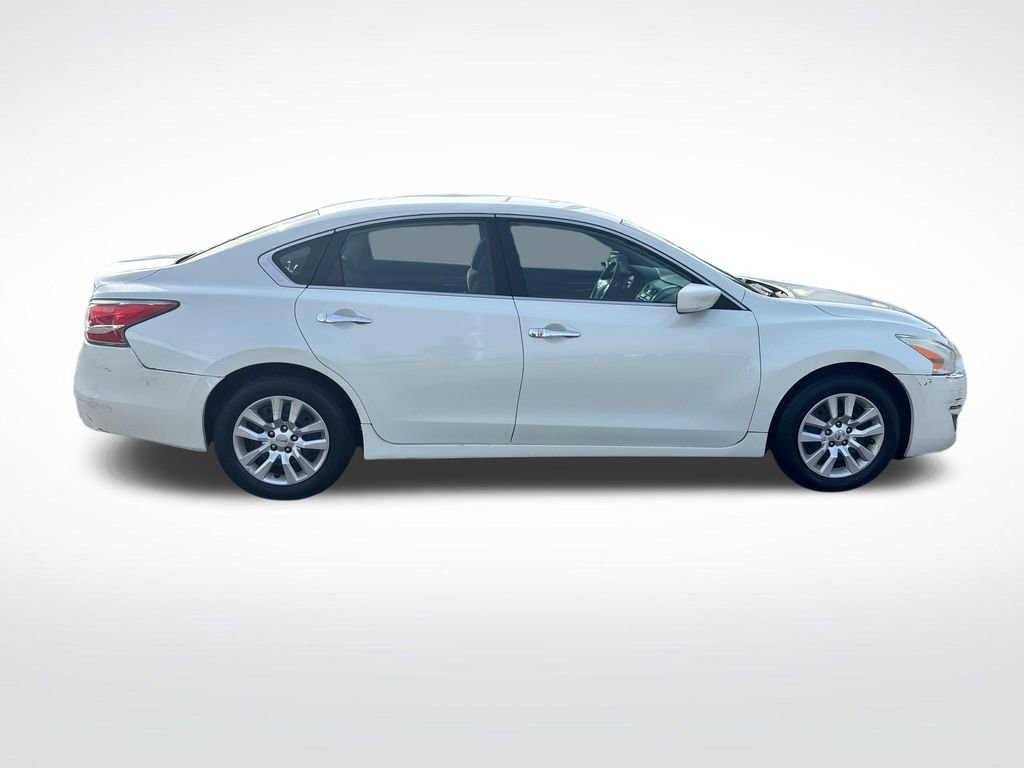 Used 2014 Nissan Altima 2.5 S image 7