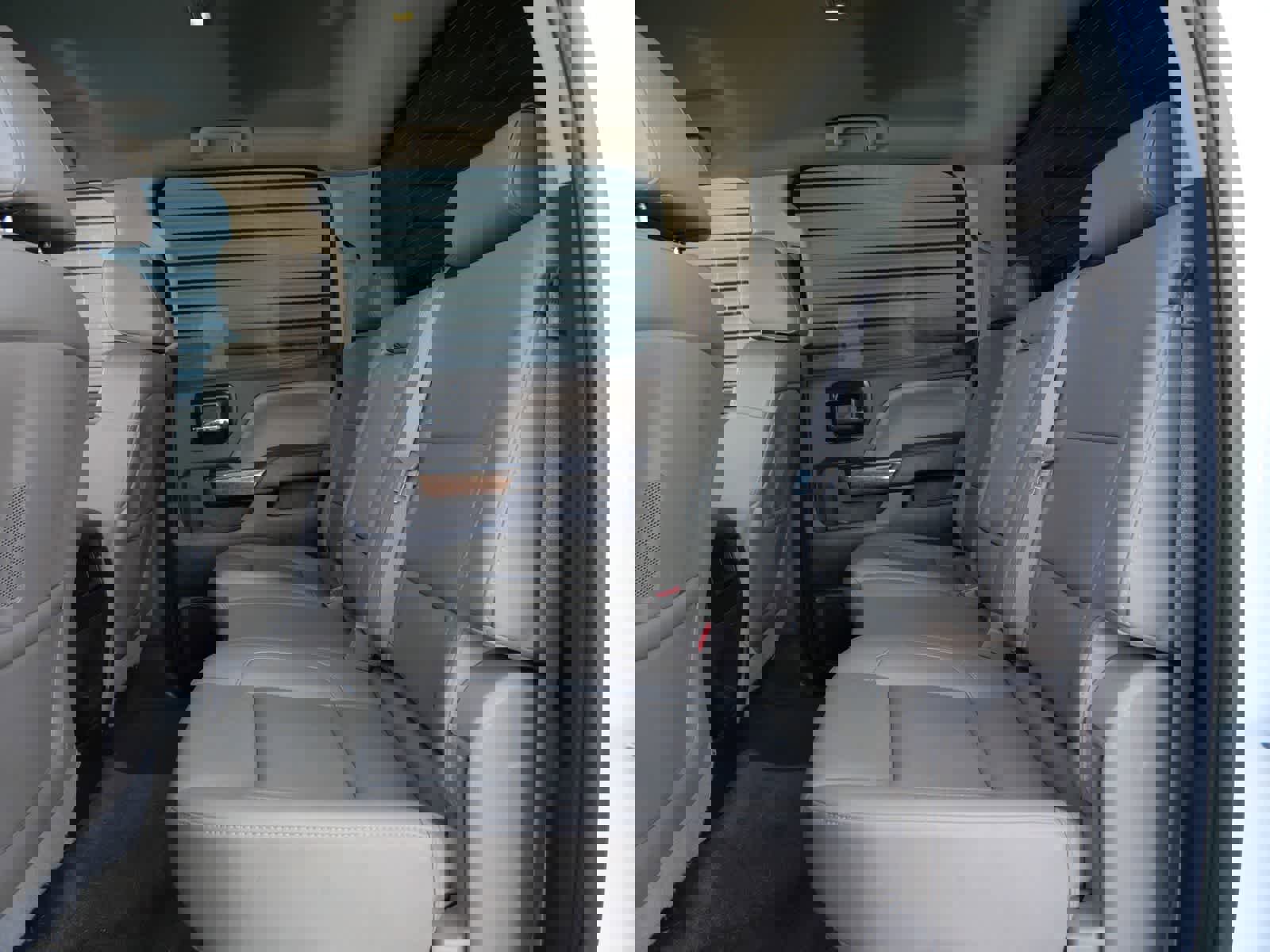 Used 2014 GMC Sierra 1500 SLT w/ SLT Crew Cab Value Package image 11