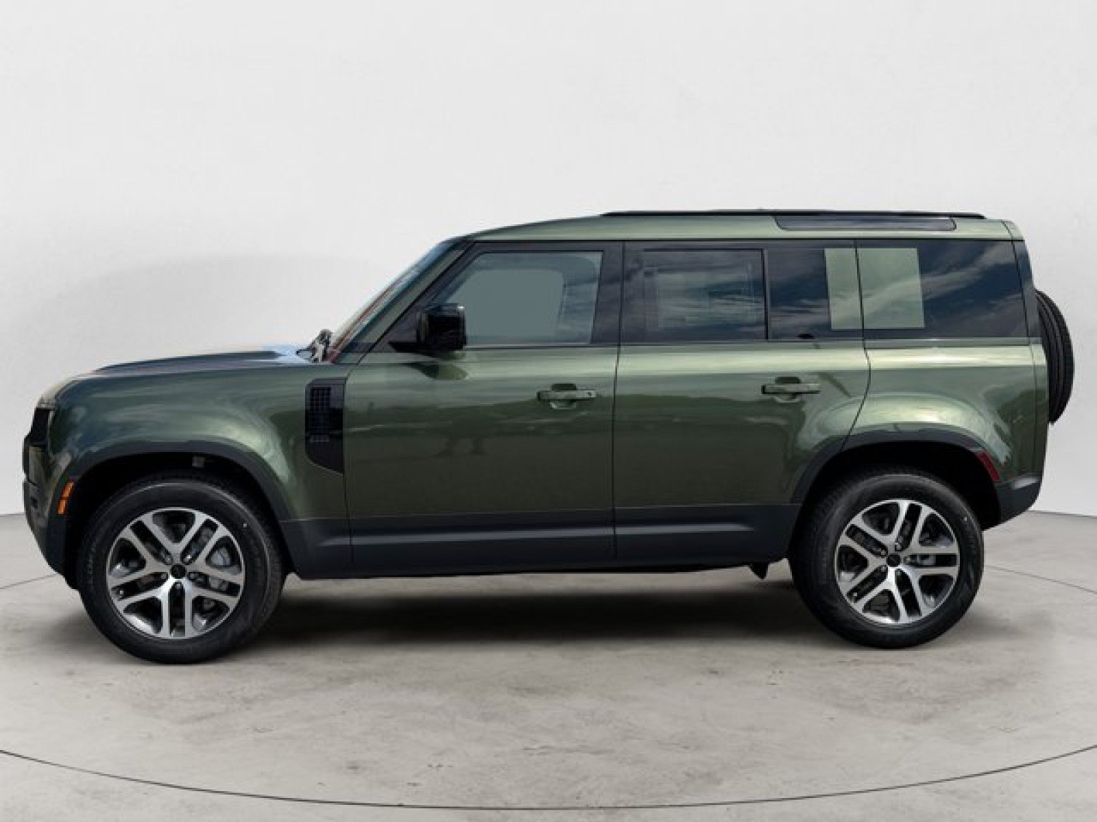 New 2026 Land Rover Defender 110 S AWD/4WD image 7
