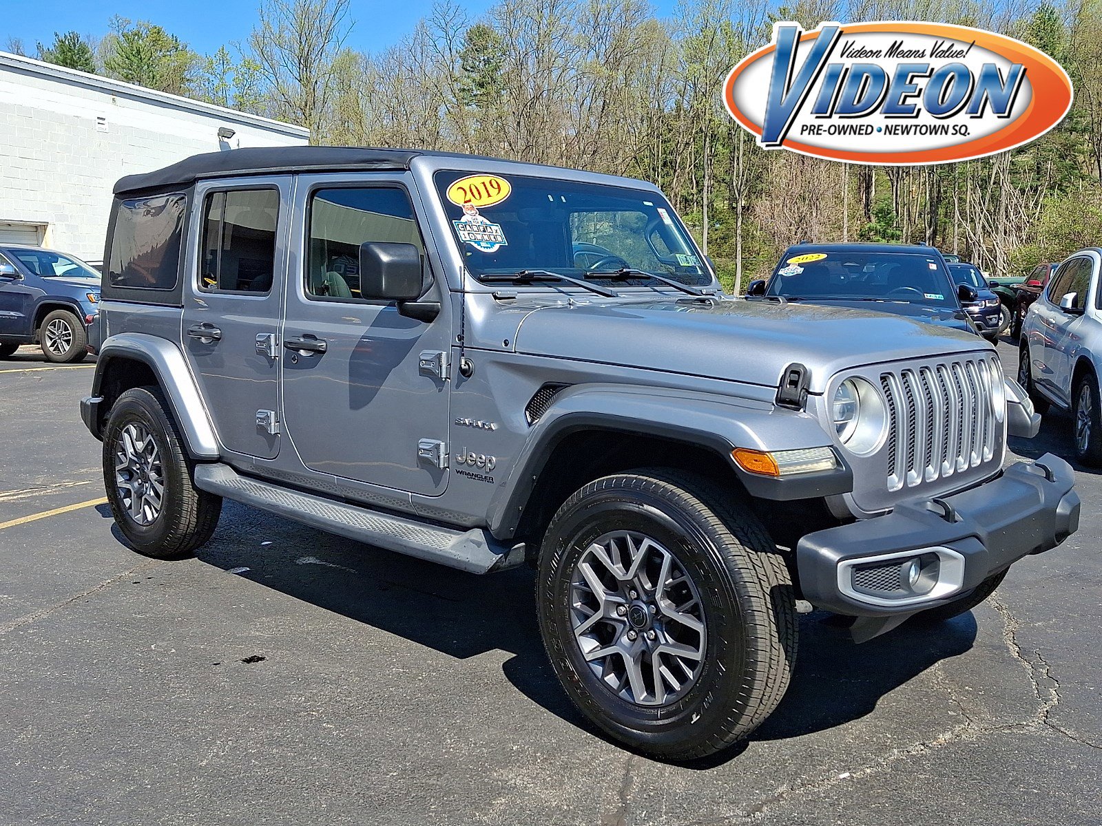 Certified 2019 Jeep Wrangler Unlimited Sahara image 1