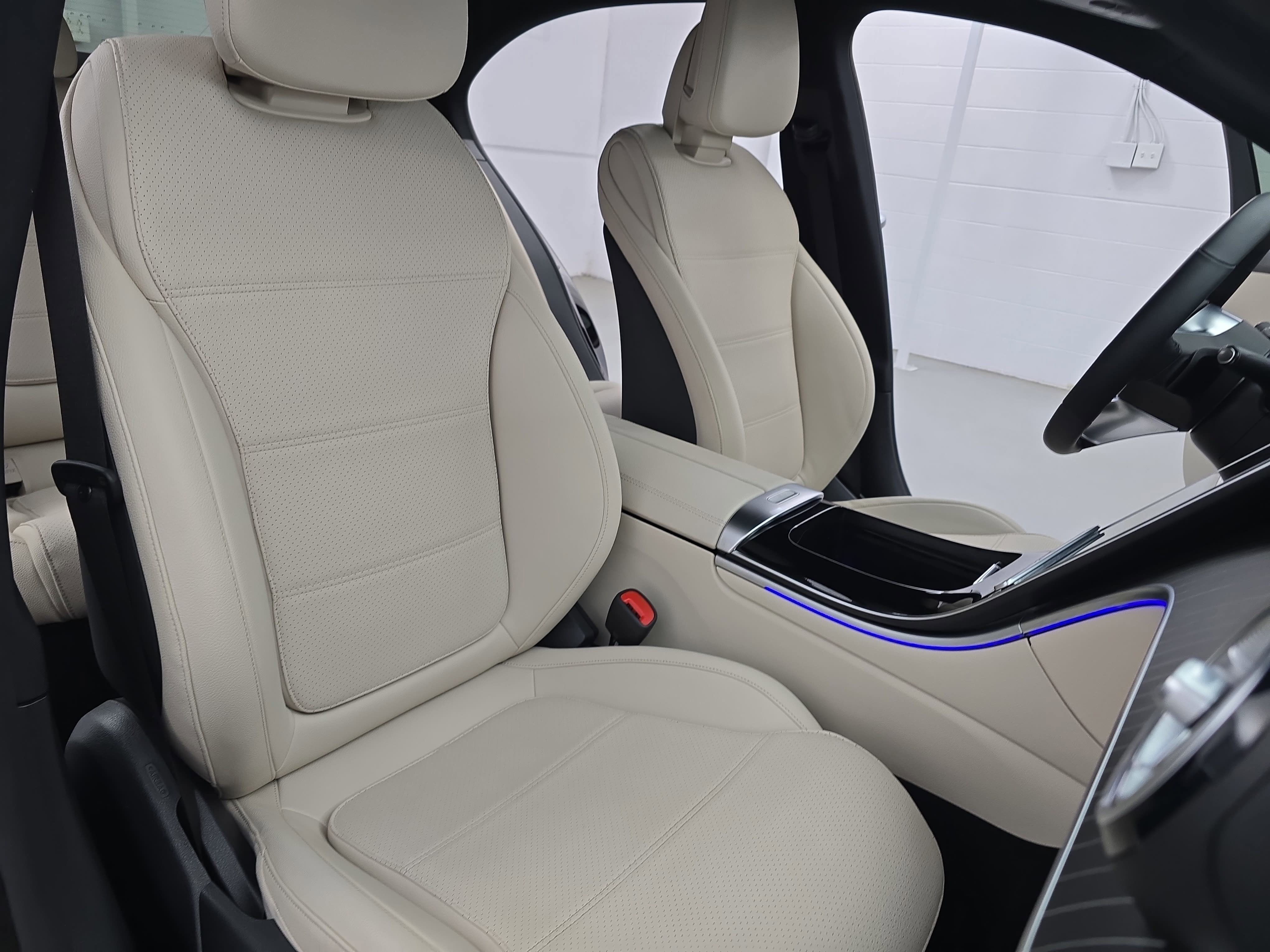 Certified 2022 Mercedes-Benz C 300 4MATIC Sedan image 10