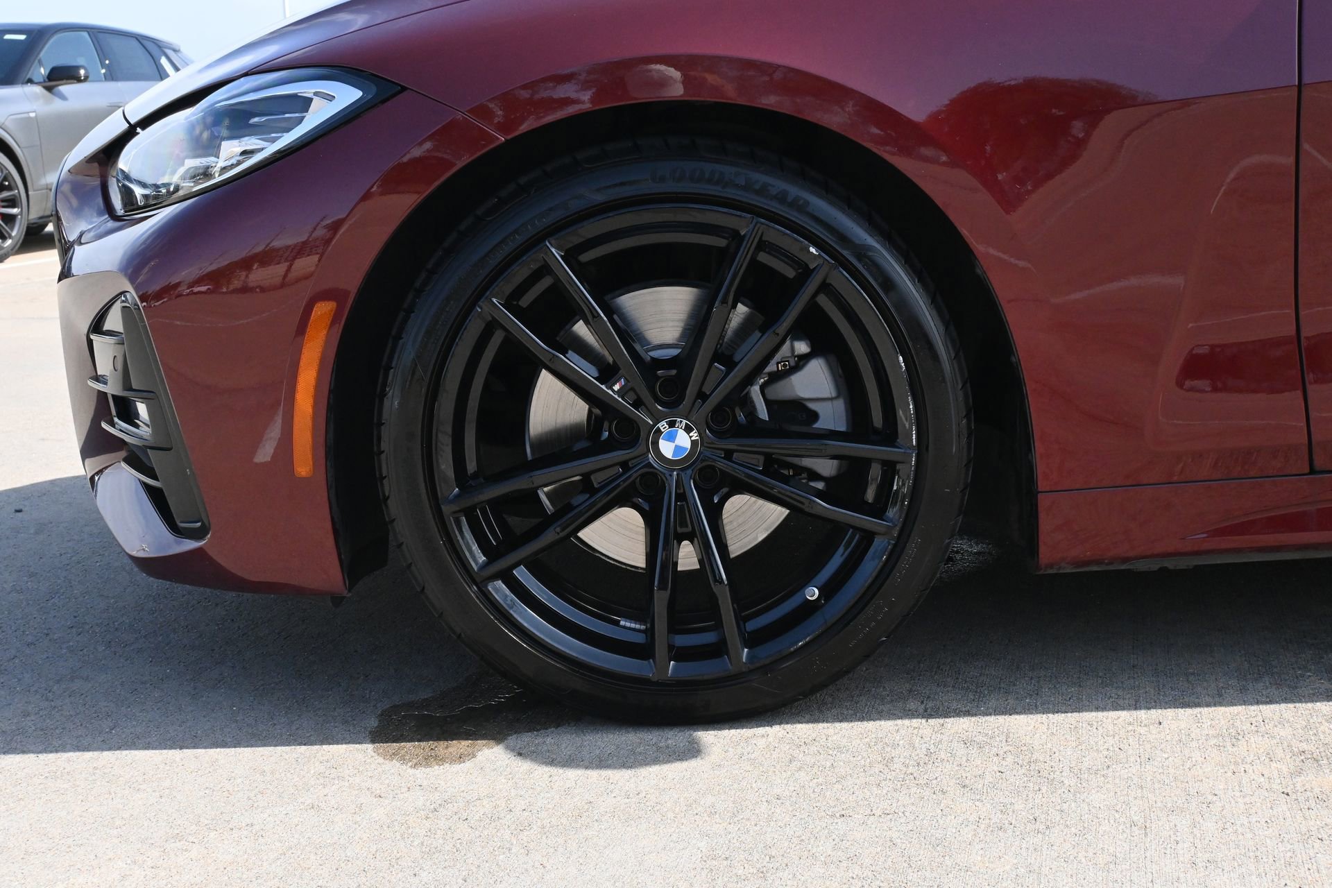 Used 2024 BMW 430i Coupe w/ M Sport Package image 28