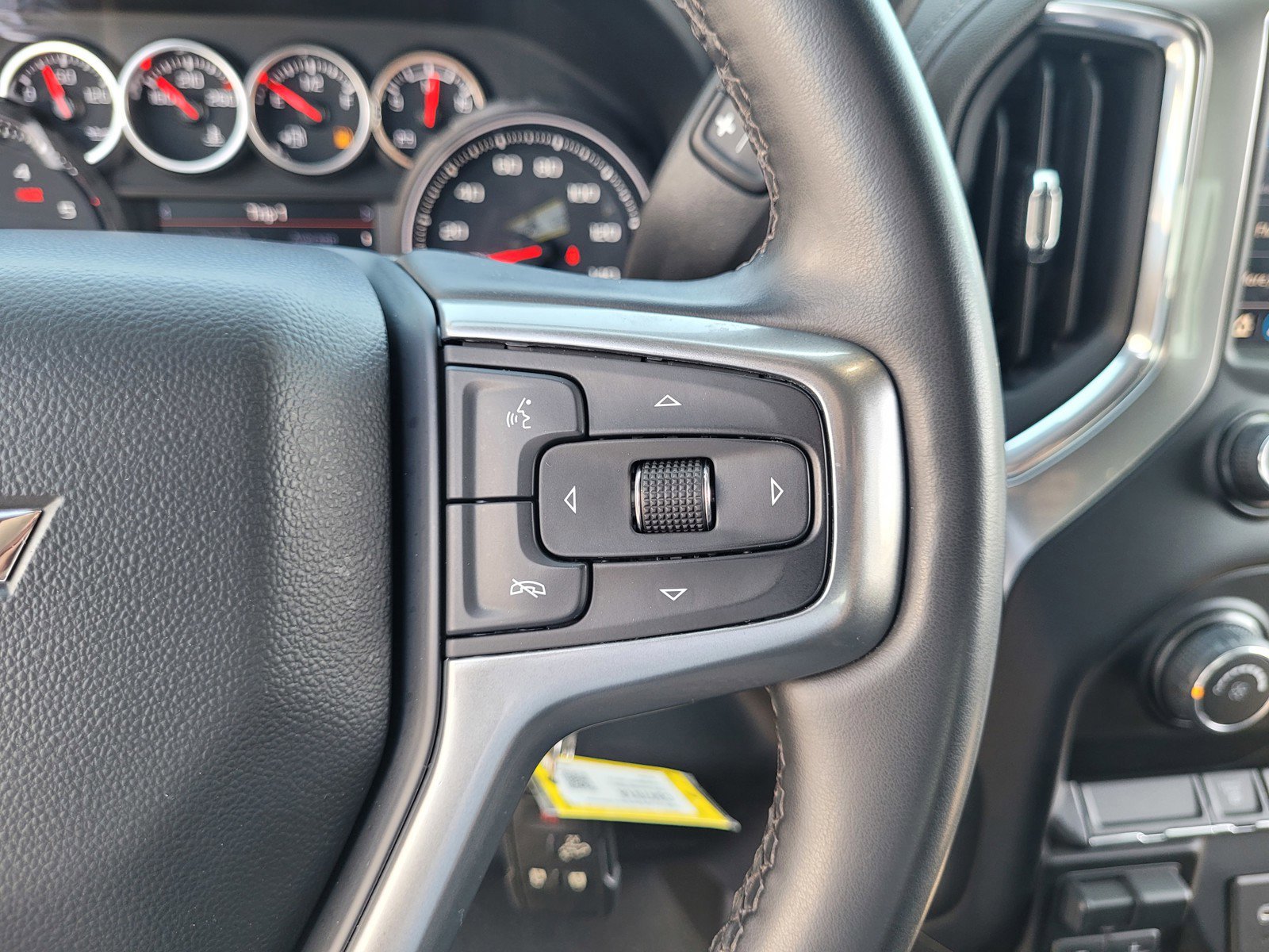 Used 2023 Chevrolet Silverado 2500 LT image 21