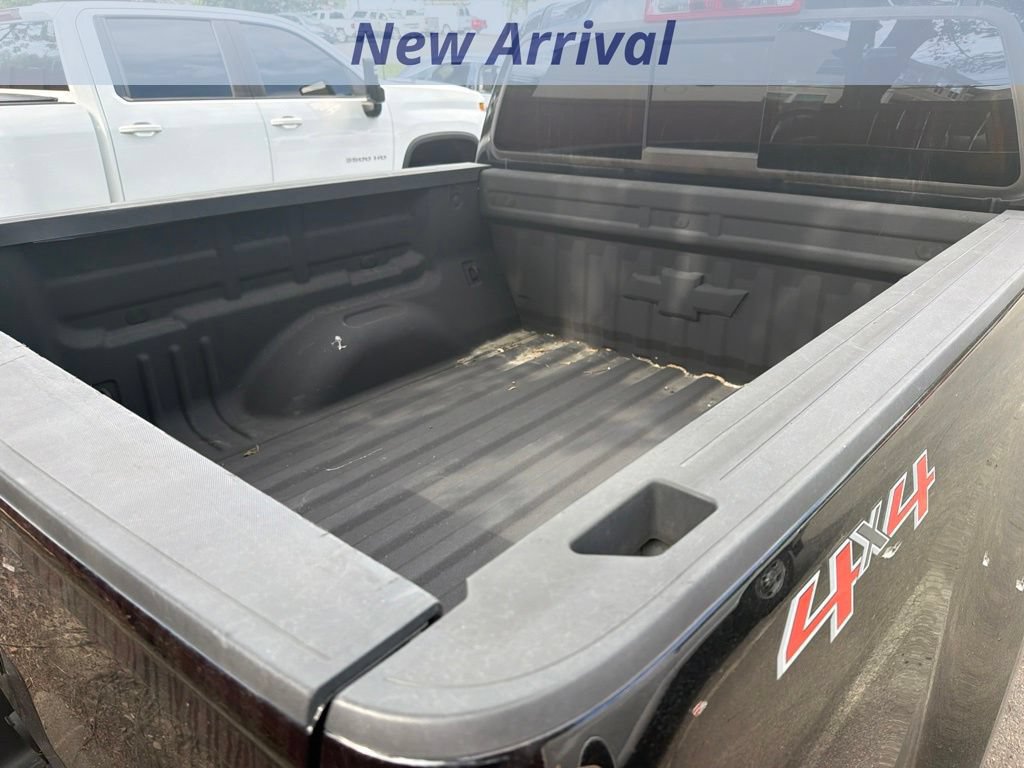 Used 2016 Chevrolet Colorado LT w/ Midnight Edition AWD/4WD image 8