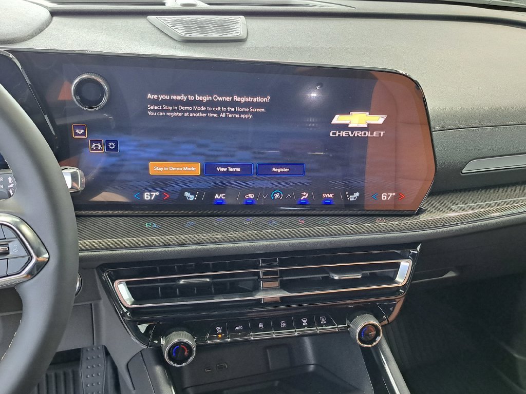 New 2027 Chevrolet Traverse Z71 w/ Enhanced Driving Package AWD/4WD image 10