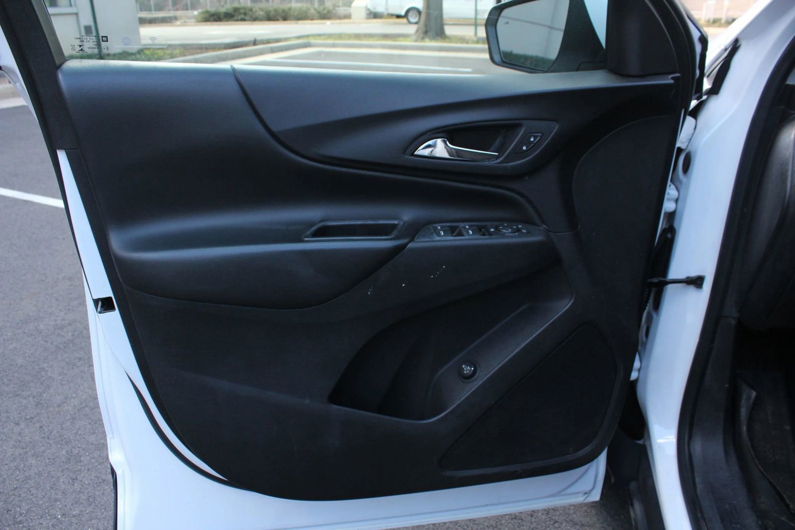 Used 2022 Chevrolet Equinox LT AWD/4WD image 15