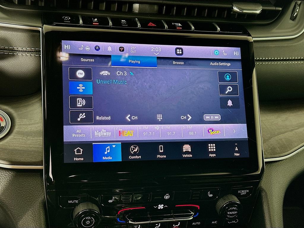 New 2025 Jeep Grand Cherokee Limited image 19