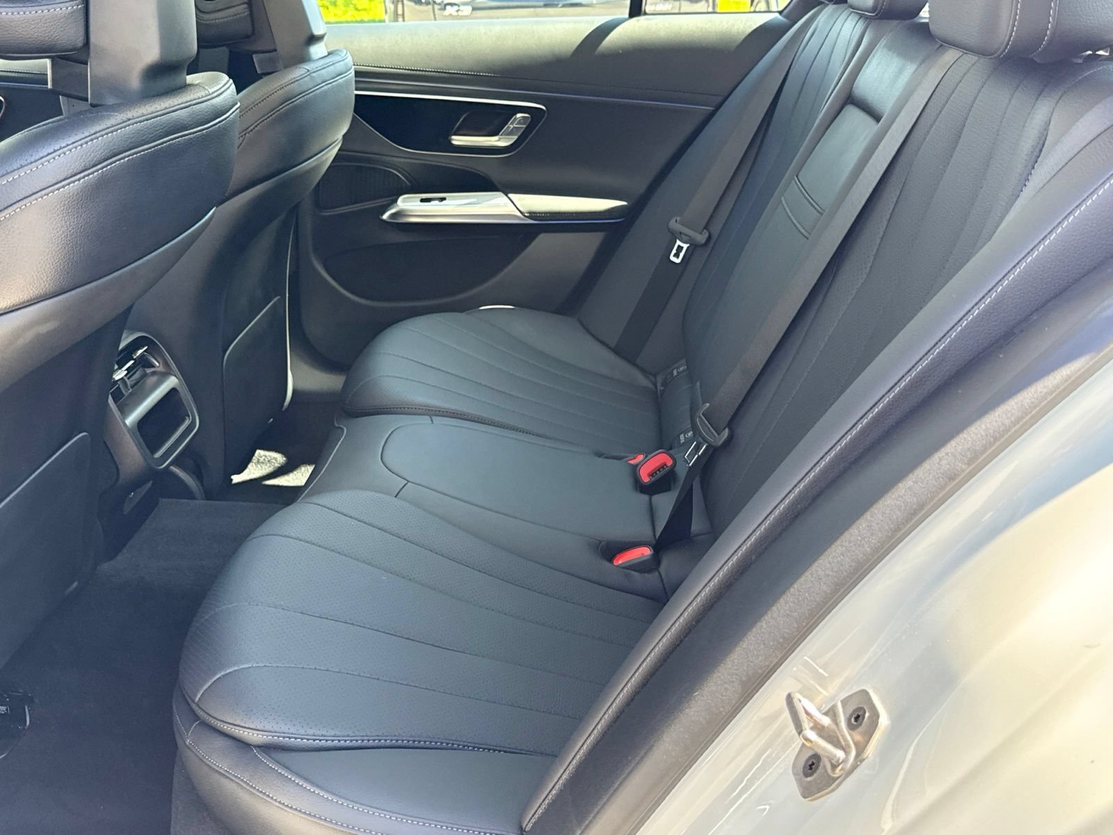 Used 2026 Mercedes-Benz E 350 Sedan image 39