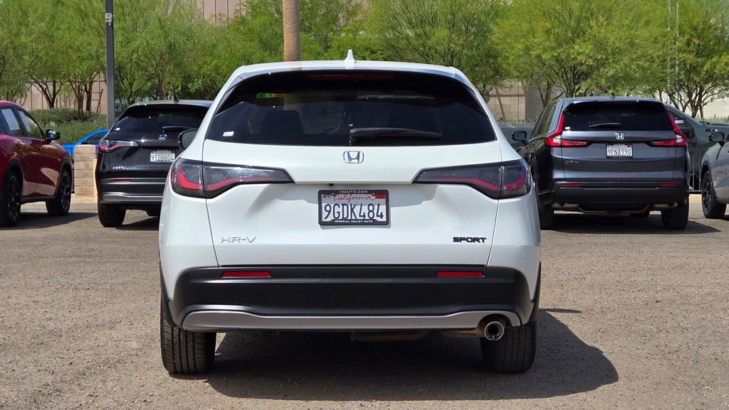 Used 2023 Honda HR-V Sport image 5