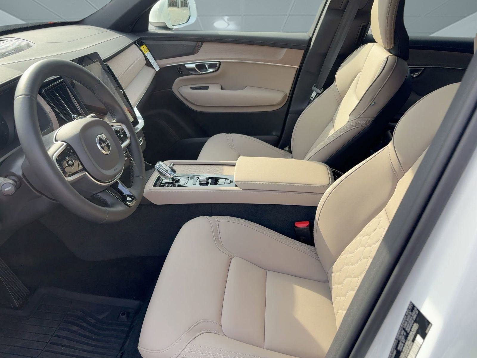 New 2026 Volvo XC90 T8 Plus image 5