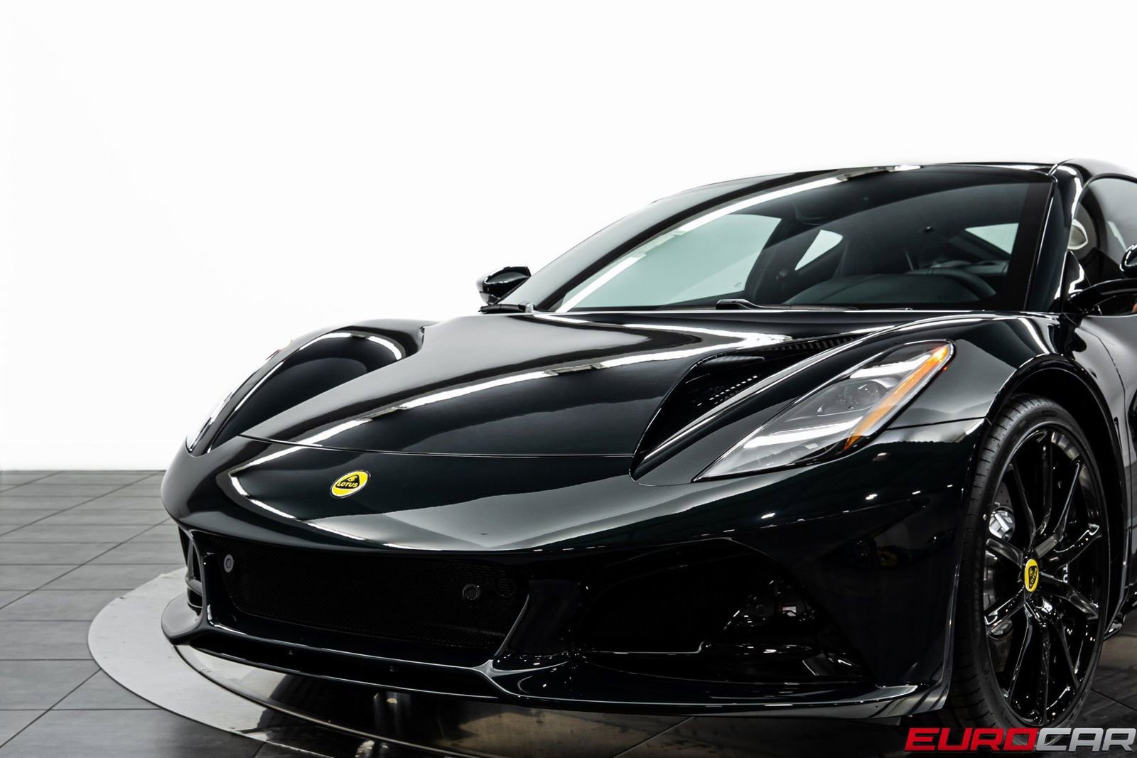 New 2025 Lotus Emira image 11