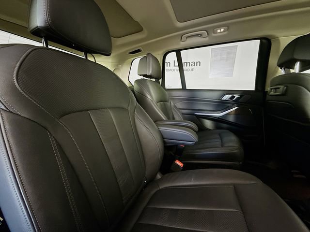 Used 2020 BMW X7 xDrive40i w/ Executive Package image 30