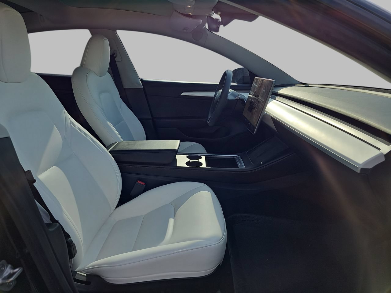 Used 2023 Tesla Model 3 Standard Range RWD image 13