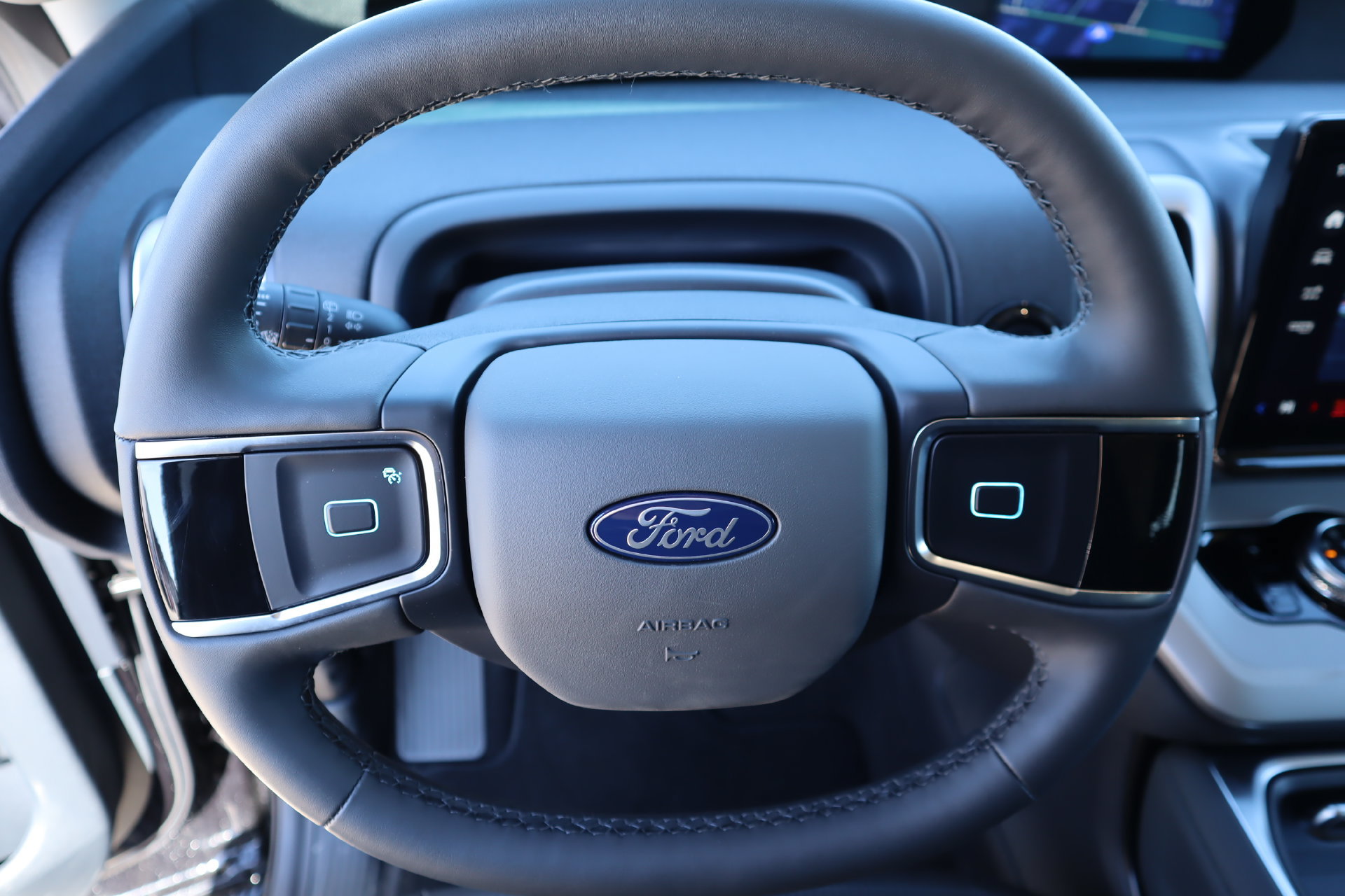 New 2026 Ford Expedition Active AWD/4WD image 3