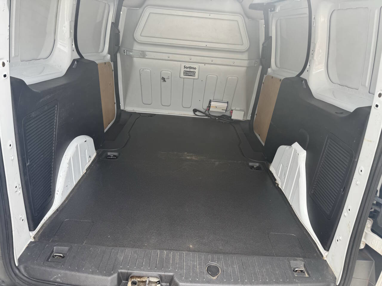 Used 2016 Ford Transit Connect XL image 15