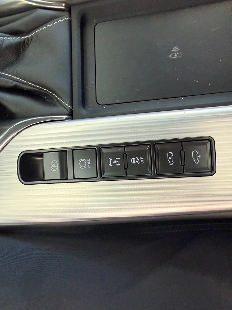 Used 2025 Lexus LX 600 F Sport w/ Accessory Package (2T) AWD/4WD image 43