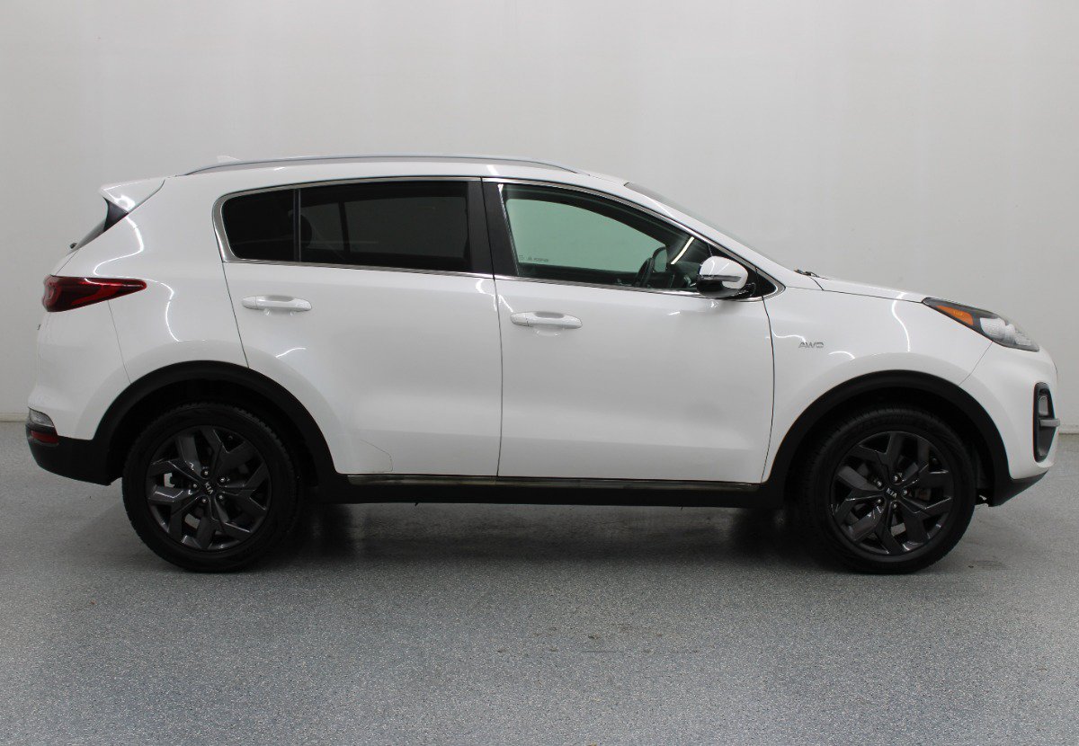 Used 2020 Kia Sportage S AWD/4WD image 2