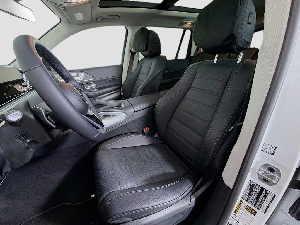 Used 2026 Mercedes-Benz GLS 450 4MATIC image 12