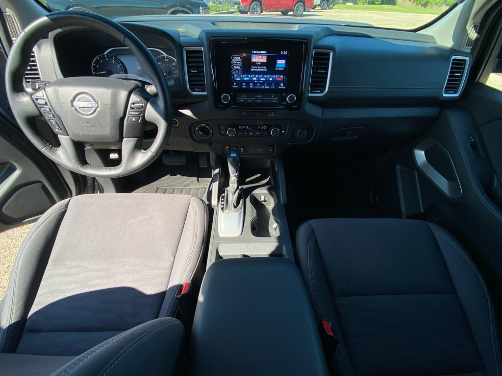 Used 2024 Nissan Frontier SV w/ SV Convenience Package AWD/4WD image 17
