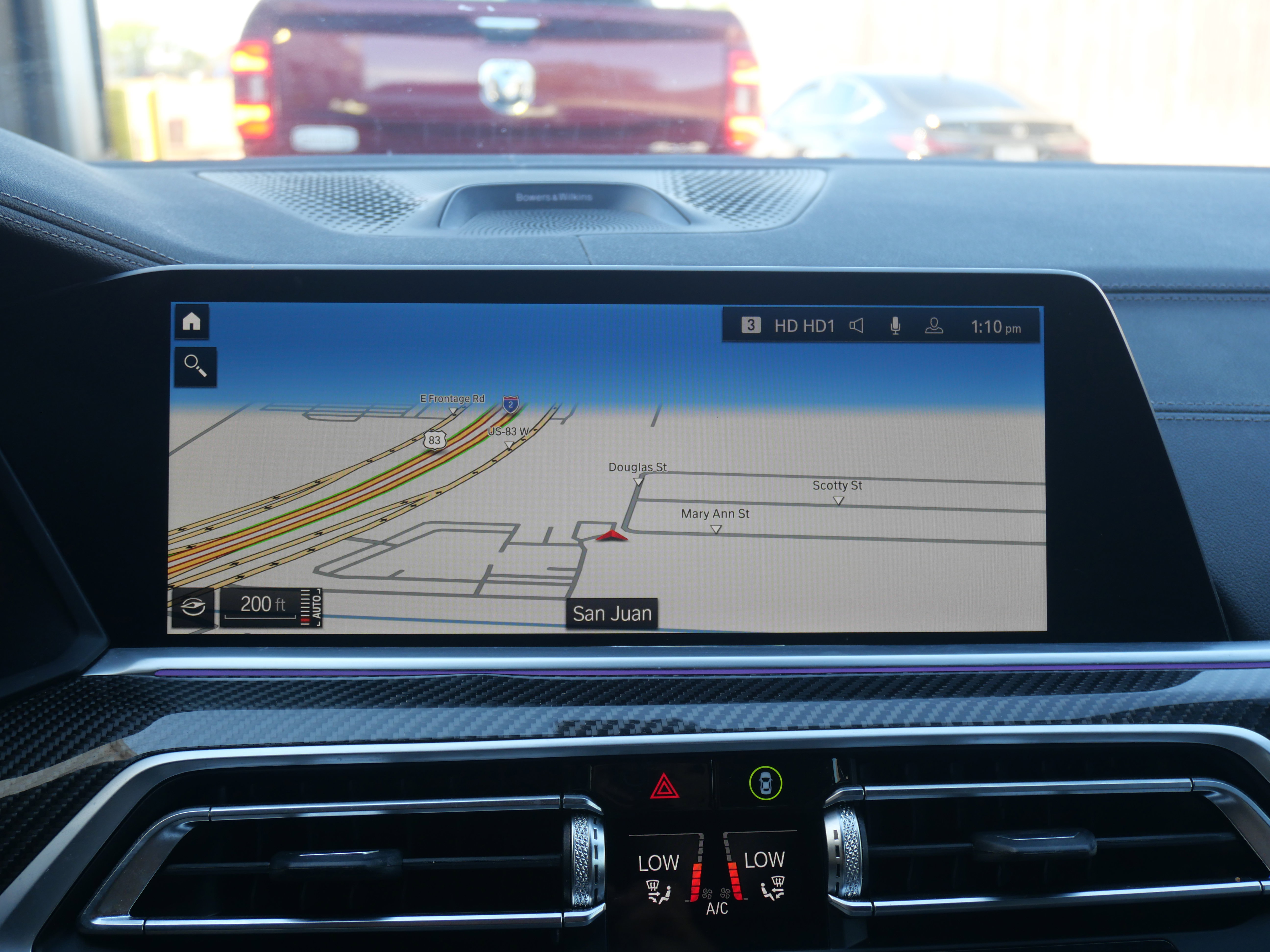 Used 2023 BMW X6 M50i w/ Executive Package image 27