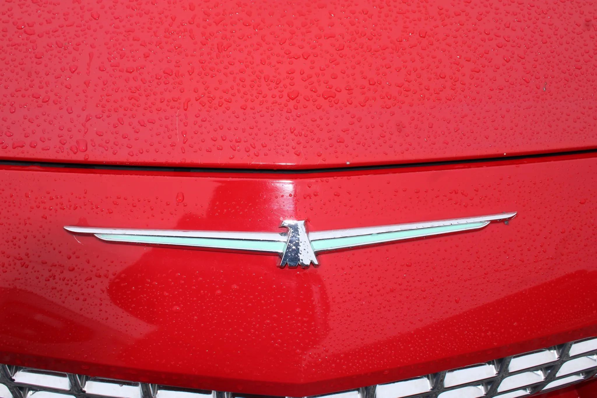 Used 2004 Ford Thunderbird image 8