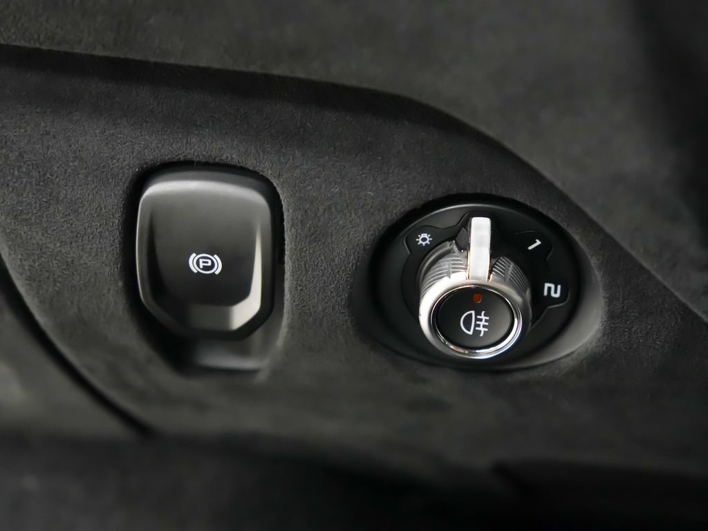 Used 2026 McLaren 750S Spider RWD image 23