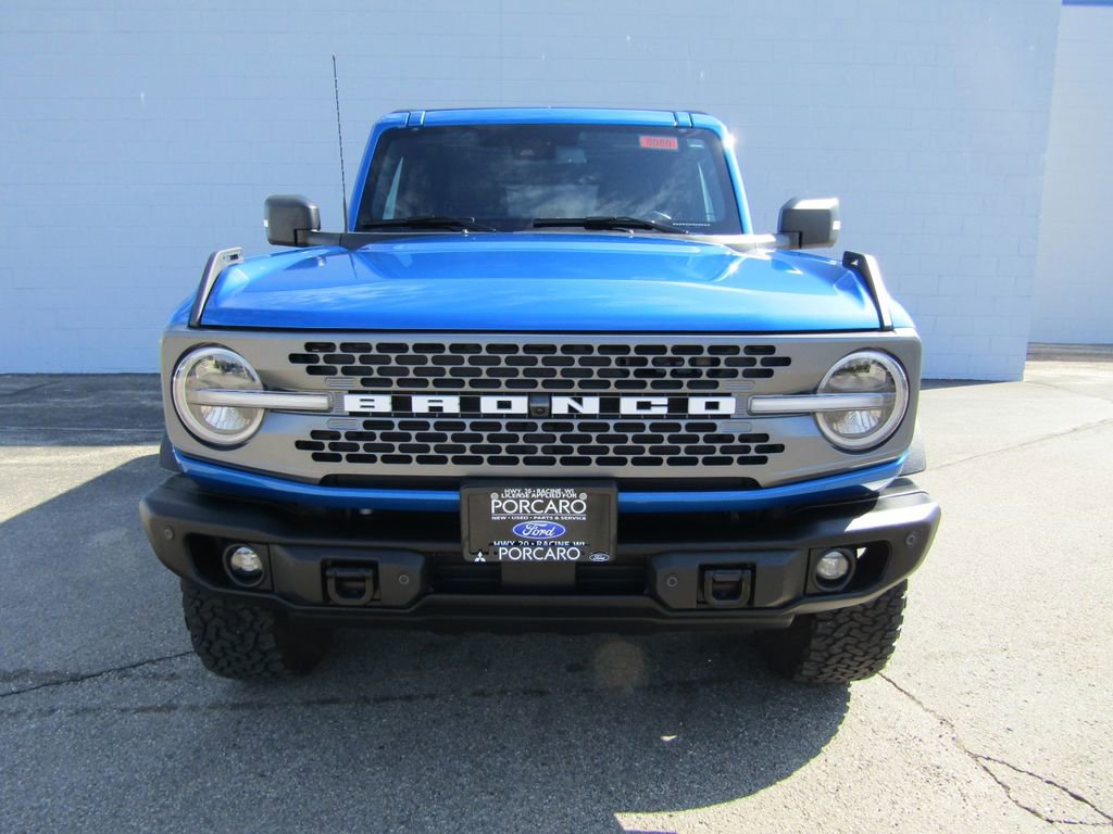 Used 2025 Ford Bronco Badlands AWD/4WD image 3