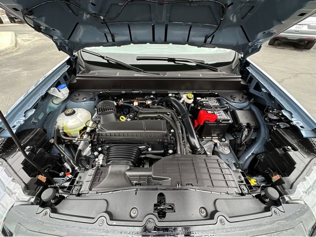 Used 2025 Ford Maverick XLT w/ Black Appearance Package image 38