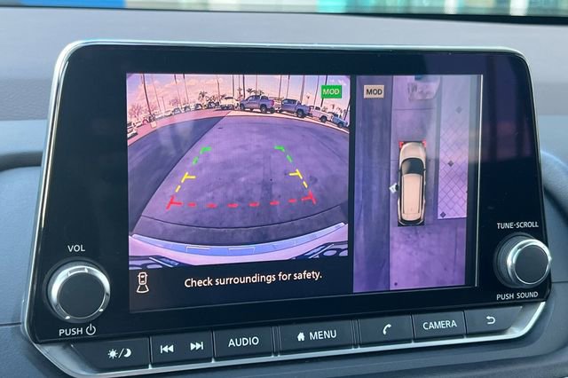 Used 2021 Nissan Rogue SV image 26